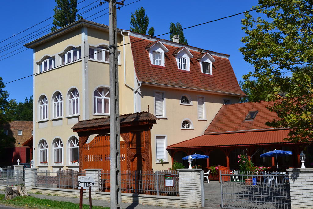 Nosztalgia Hotel Balatonszarszo Εξωτερικό φωτογραφία